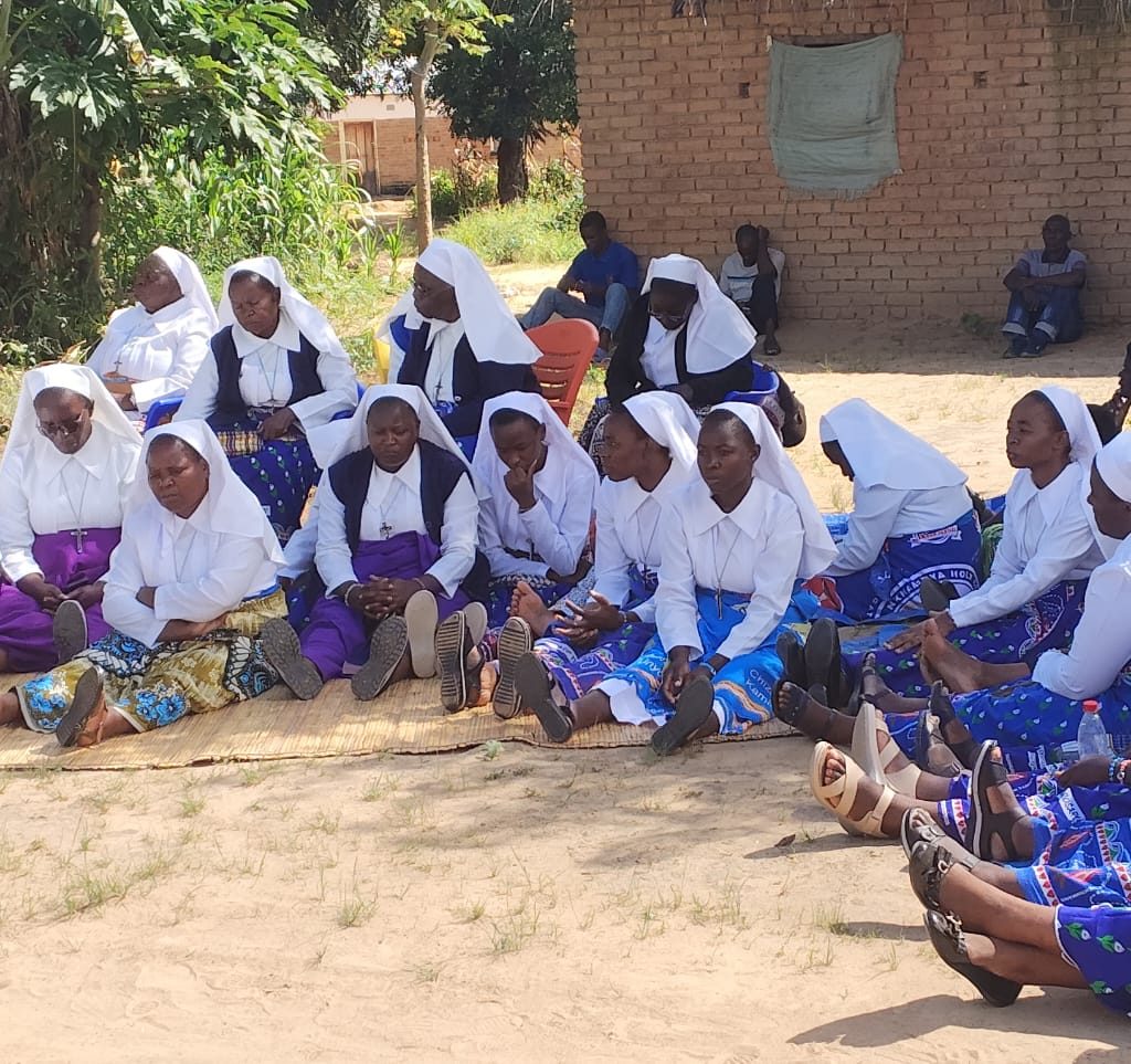 rosarian sisters visit late sr elizabeth sezi home